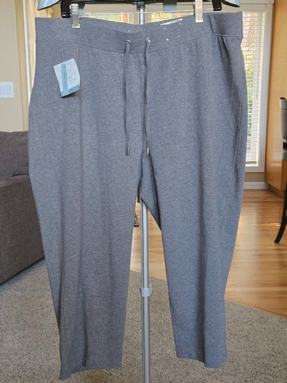 NWT Croft & Barrow sz XXL mid rise gray capri pant